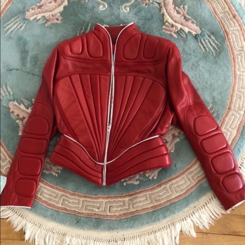 WANTED ISO , this Thierry Mugler jacket